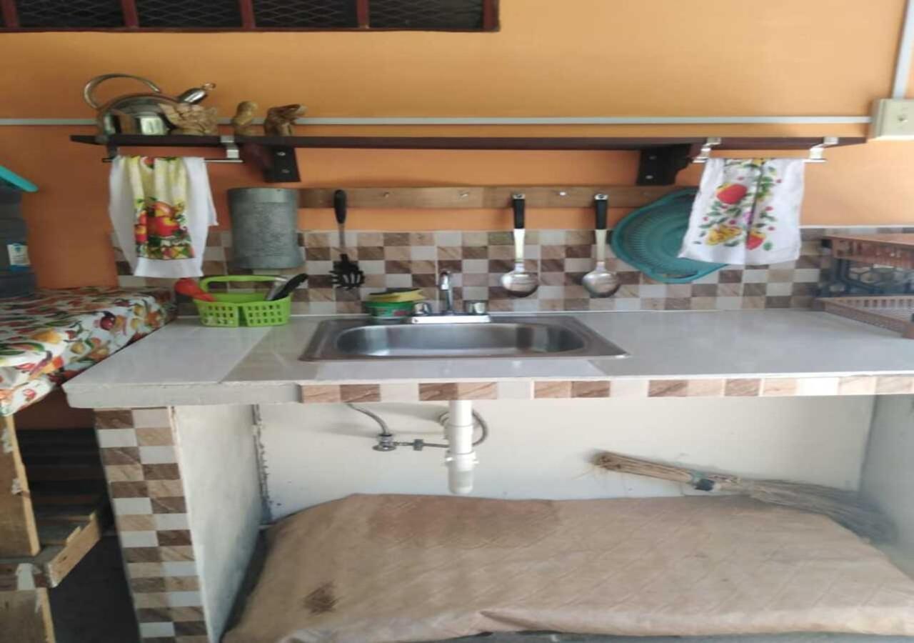 Hostal Familiar El Angel Panama B&B Pajonal Arriba Ngoại thất bức ảnh